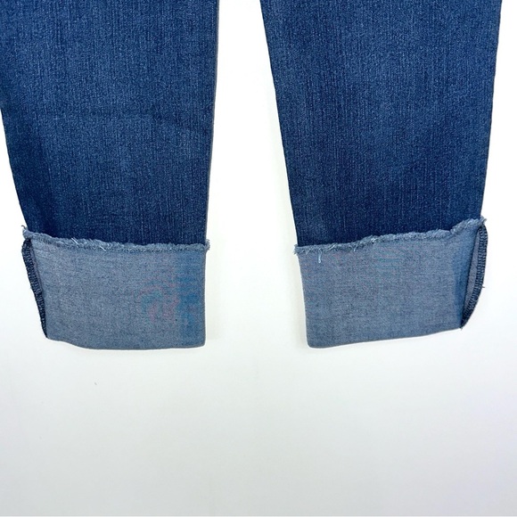 1822 Taylor Destructed Roll Cuff Cropped Skinny Jeans - Picture 3 of 7